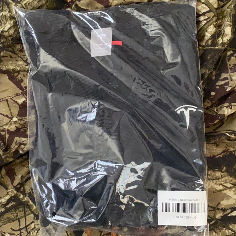 Tesla V Neck Sweater (Cardigan)